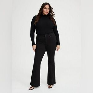 Torrid Black Bombshell High-Rise Flare Jean - New - Size 30